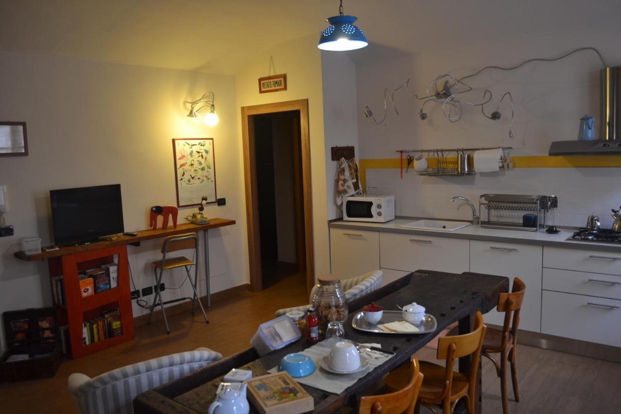Il Filo Di Arianna Acomodação com café da manhã Turim Exterior foto